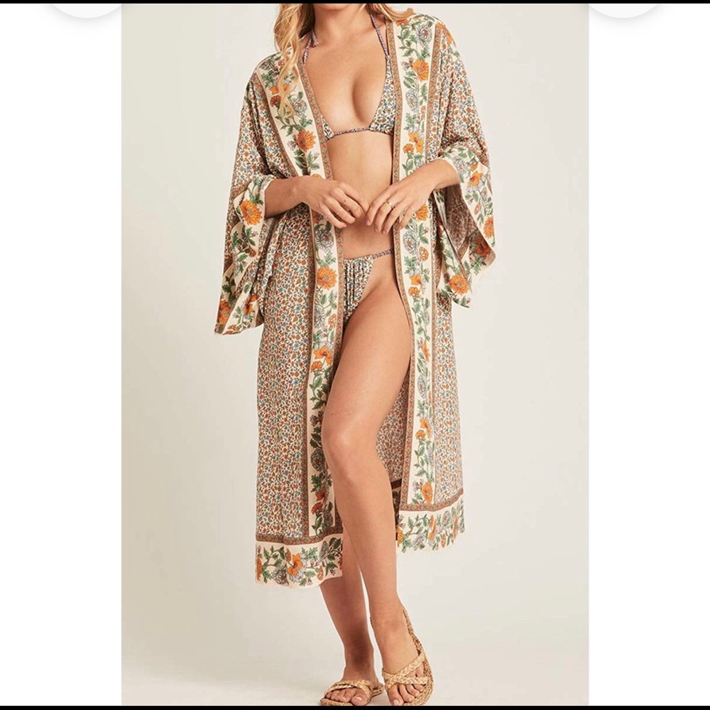 Stunning Bohemia cardigan floral print kimono. - Picture 3 of 7